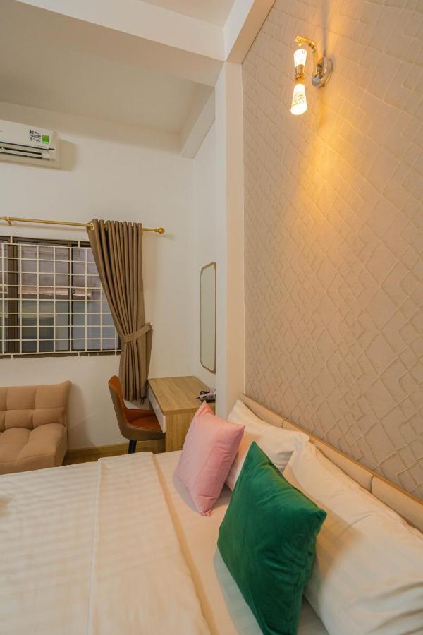 Hotel Kansas & - Notre Dame Ho Chi Minh City